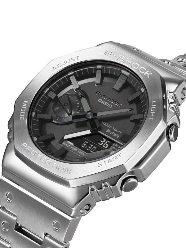 G-Shock Full-Metal muški ručni sat - višefunkcionalni model koji možete povezati sa telefonom putem Bluetooth-a, poručite u S&L Jokić online shop-u.