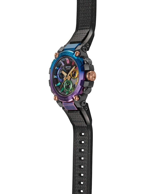 Otkrijte G-SHOCK MTG-B3000DN-1AER: Elegantan sat inspirisan maglenom svetlošću, sa Bluetooth povezivanjem, Tough Solar i LED osvetljenjem.